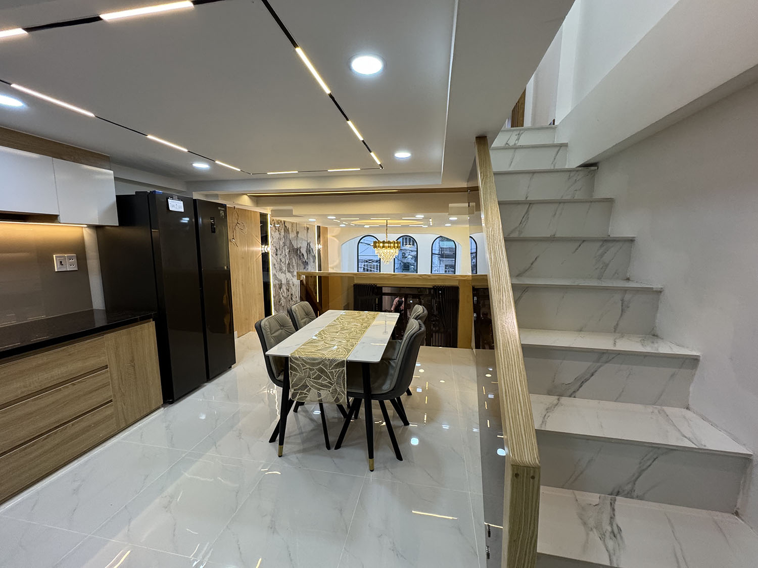 Lửng+1 lầu 4,2x12=50m2 có phòng master tầng trệt cho người lờn full nội thất khu vip Nguyễn Văn Đậu